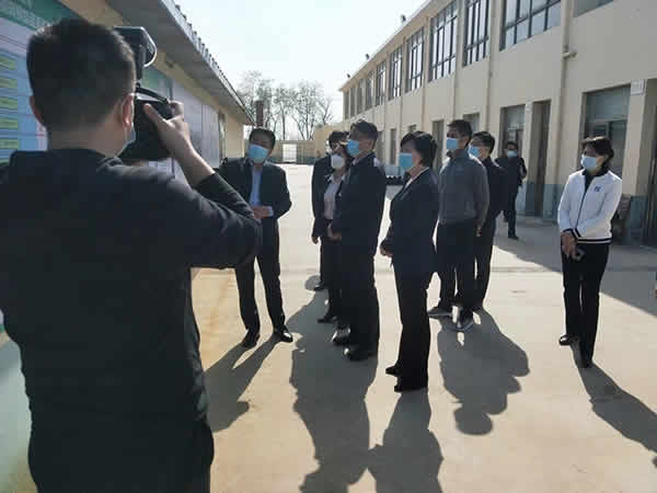 新聞=鹽城市委副書記、市長(zhǎng)周斌一行，蒞臨我司指導(dǎo)工作02.jpg